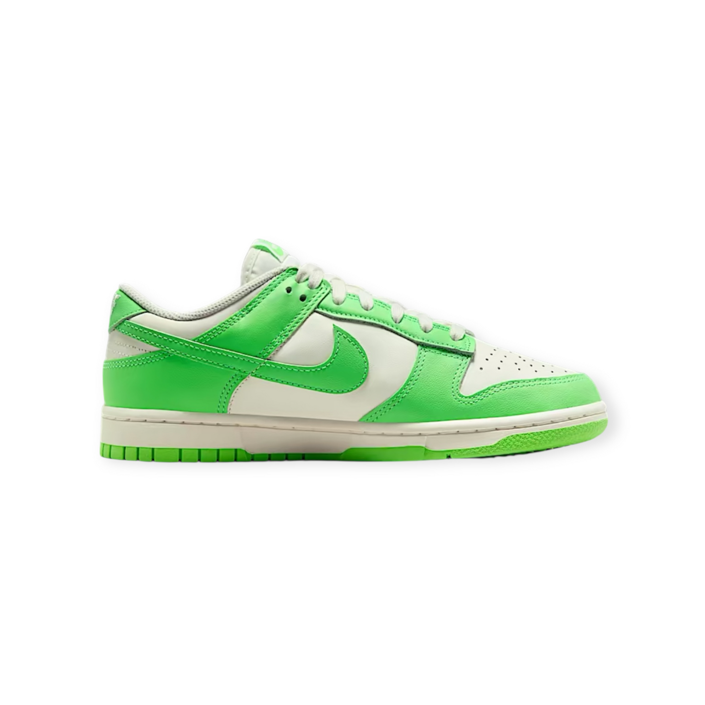 Nike Dunk Low W “GREEN STRIKE”
