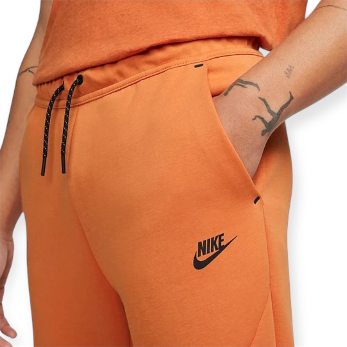 Nike Tech Fleece “HOT CURRY”