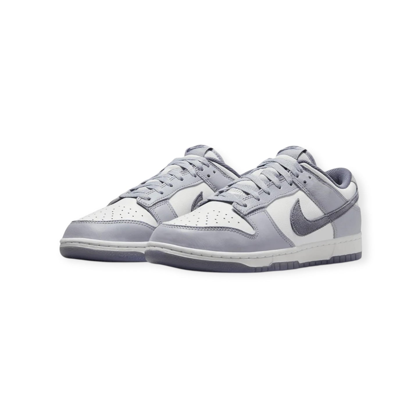 Nike Dunk Low “LIGHT CARBON”